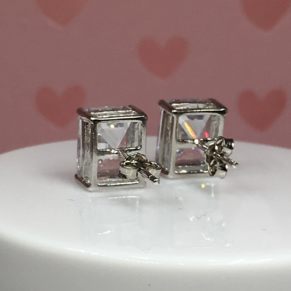 14k white gold emerald diamond 5 ct earrings - Picture 6 of 8